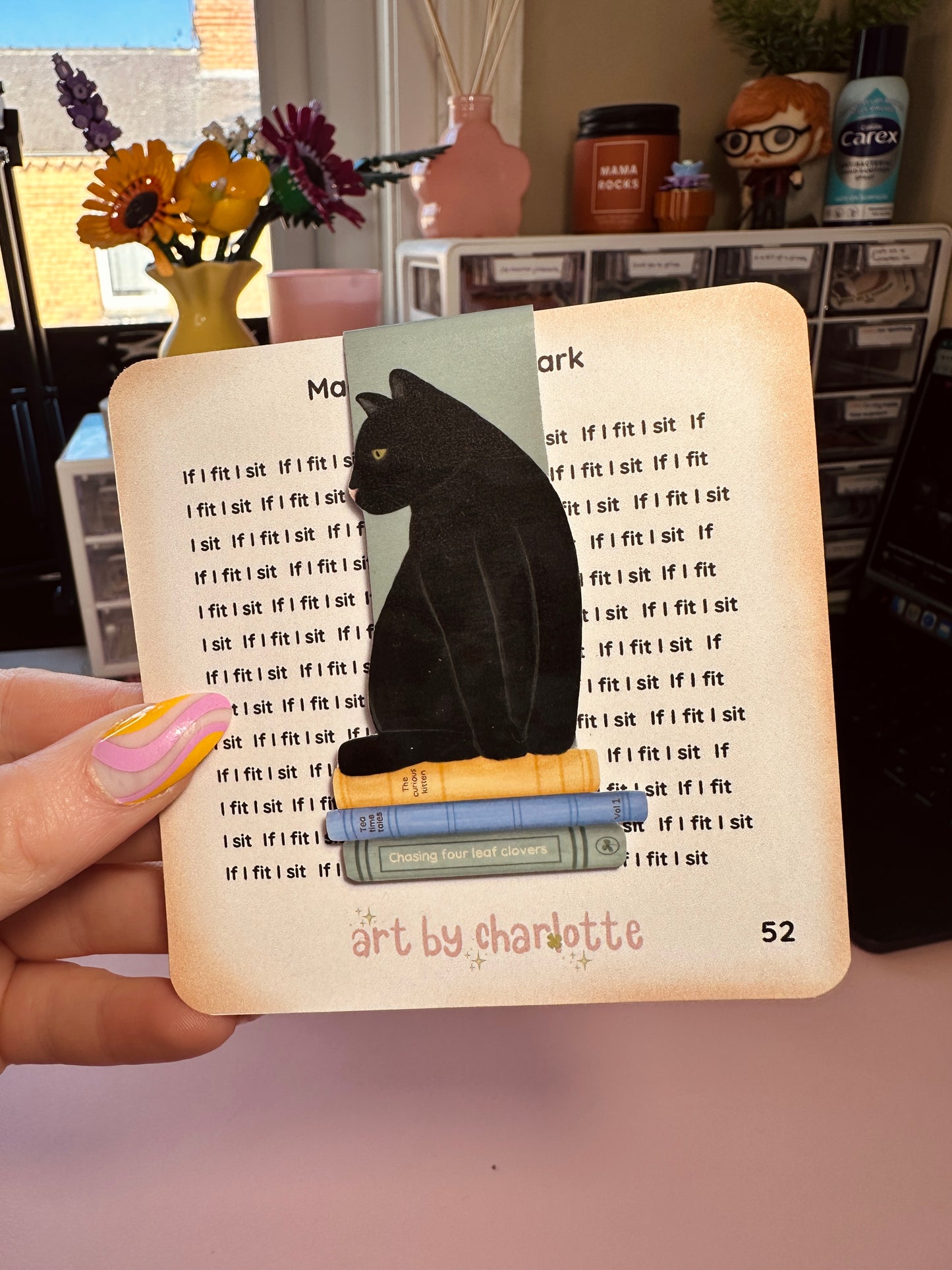 'If I fit I sit' magnetic bookmark