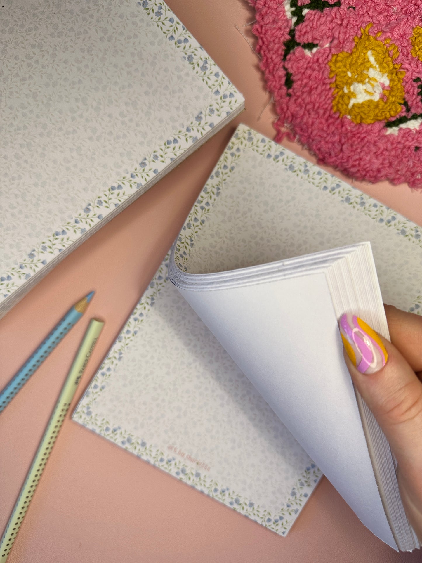 'It's all periwinkle' memo pad