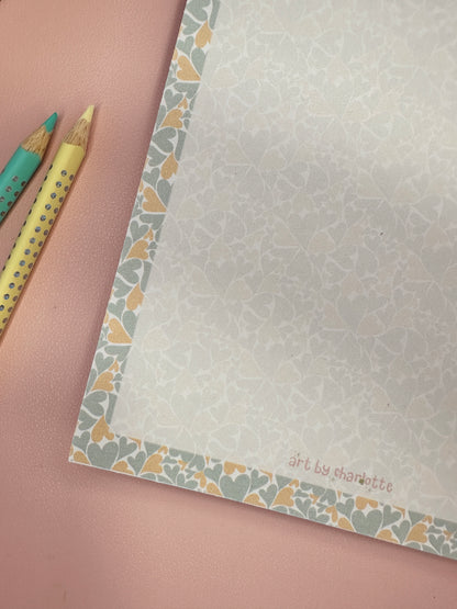 'Heart pattern' memo pad