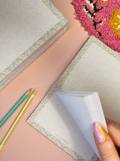 'Heart pattern' memo pad